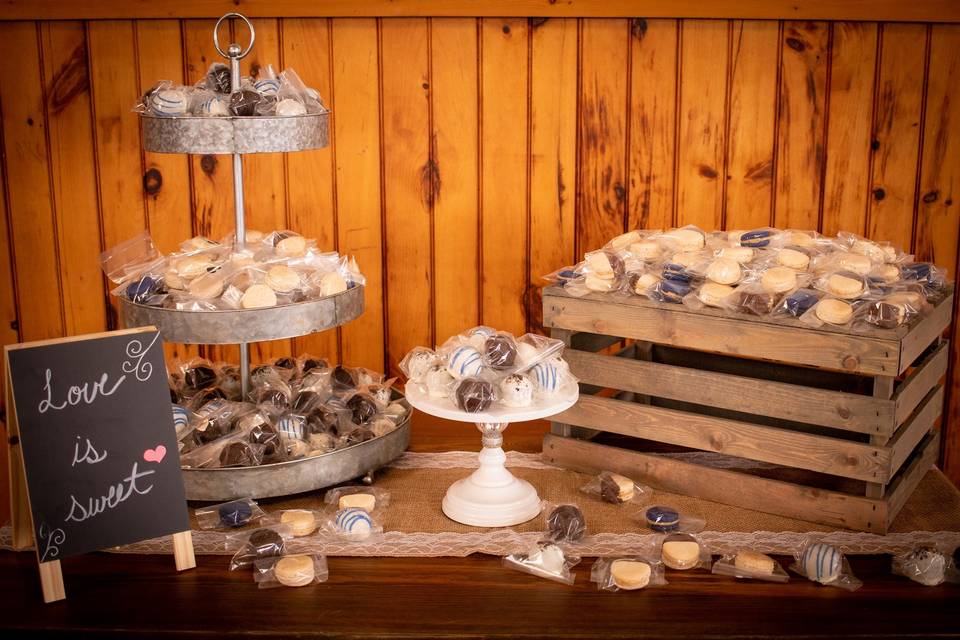 Rustic dessert display