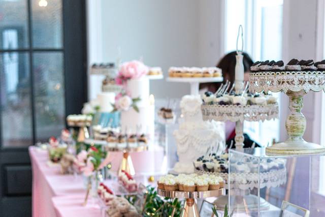 Signature Sweets by Amanda