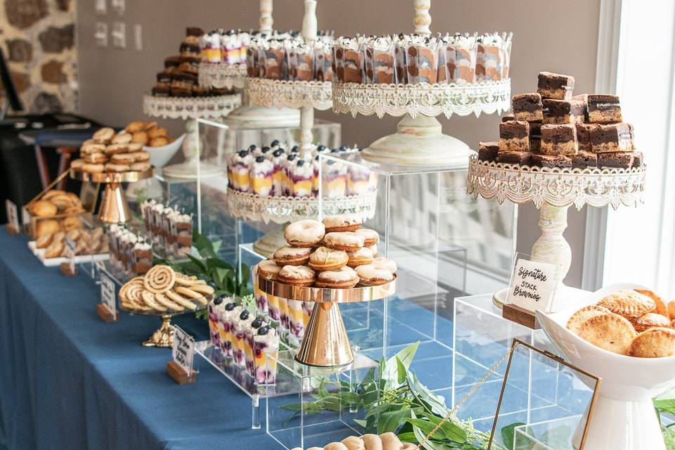 Signature Sweets by Amanda