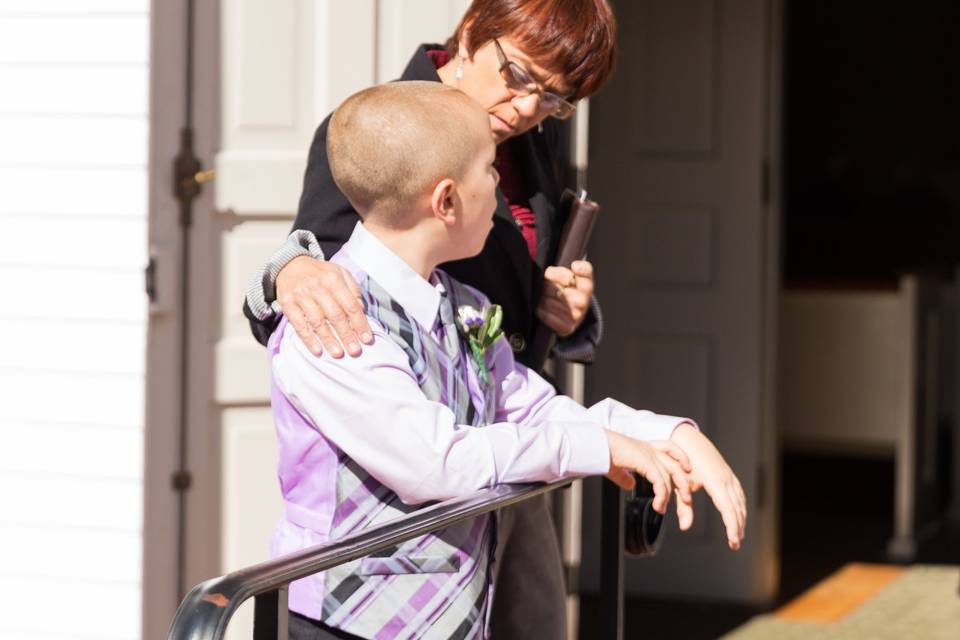 Encouraging a Ring Bearer