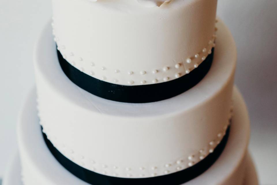 Patti Kake - Wedding Cake - Pasadena, CA - WeddingWire