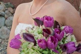 A beautiful bride on her wedding day.  We featured a dramatic eye and nude lip on her.