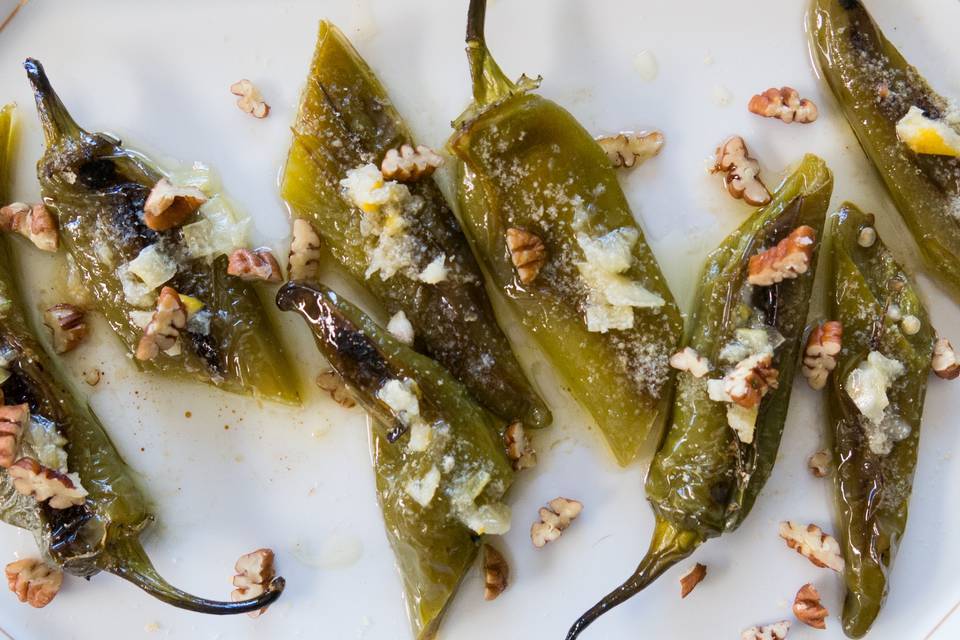 Roasted green chiles