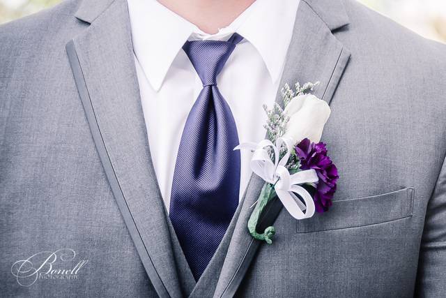 Groom's Details at Capitol