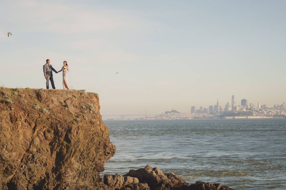Couple San Francisco backdrop