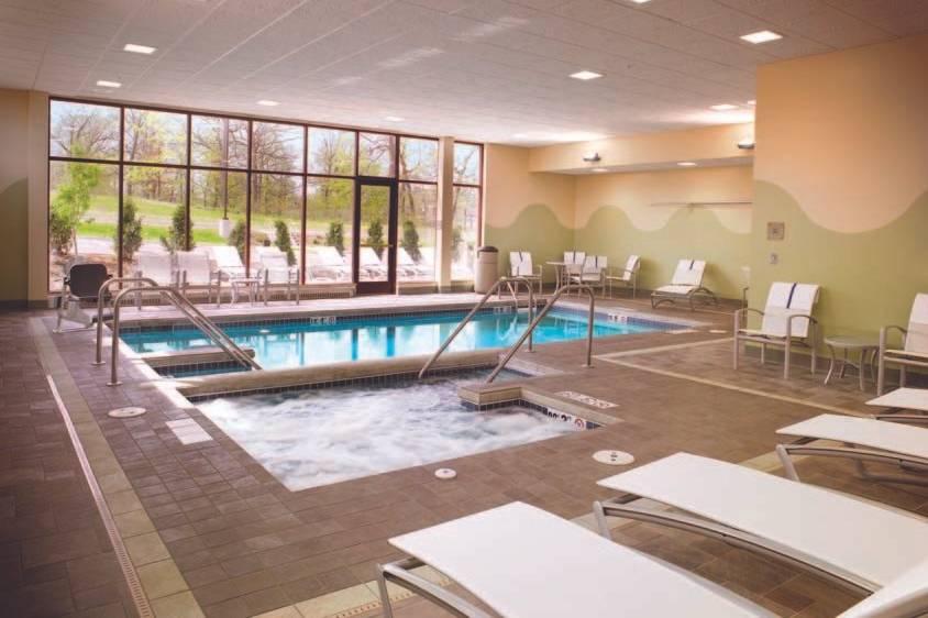 Indoor pool & whirlpool