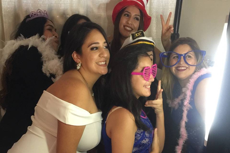Pearl Photo Booth