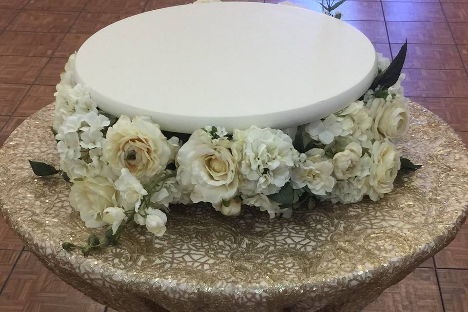 Cake table