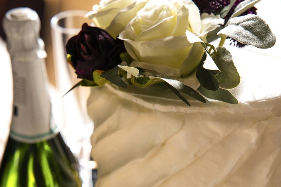 Champagne & Dessert Service