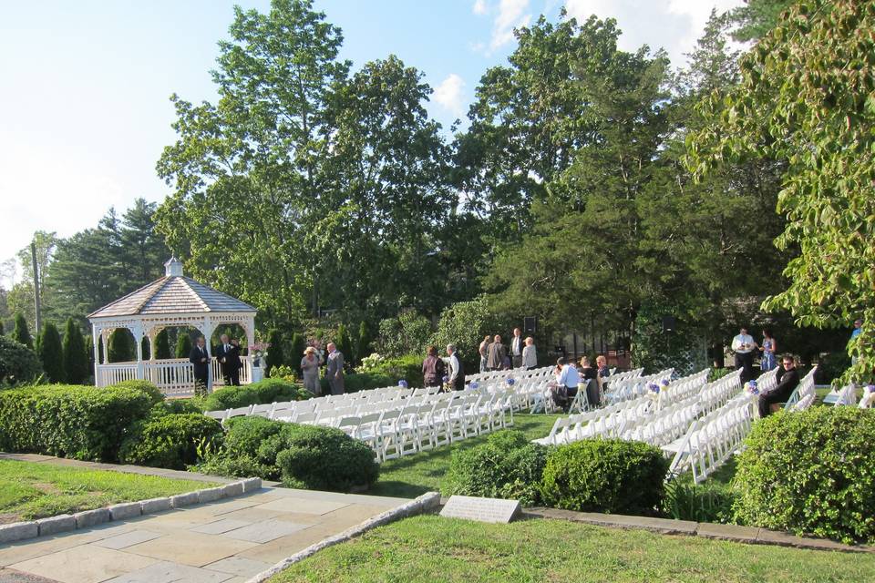 Outdoor wedding space