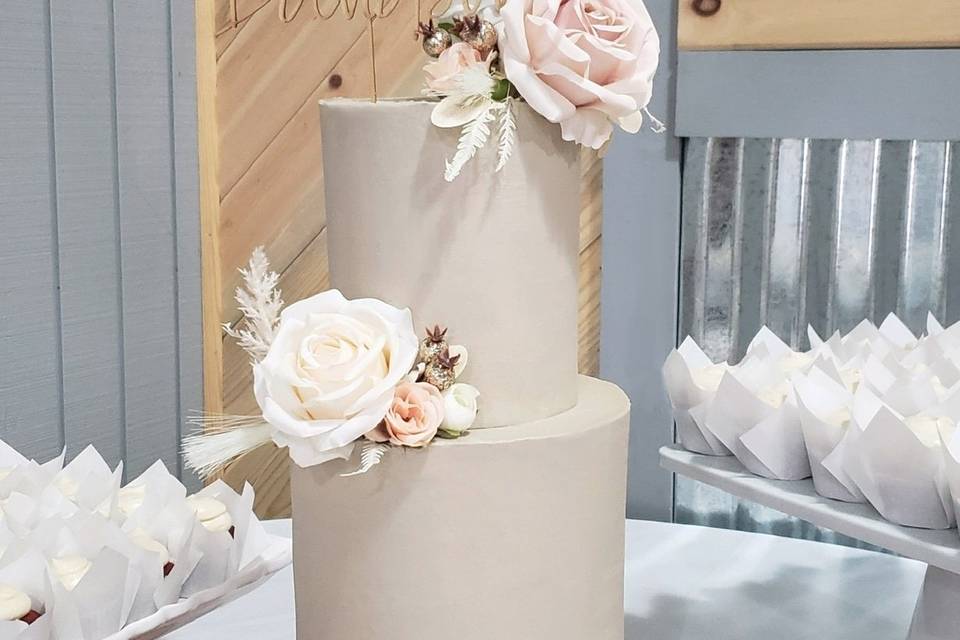 Taupe Tiers