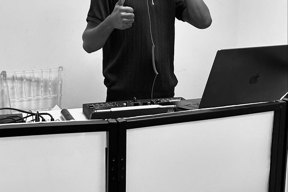 Akanbi Entertainment