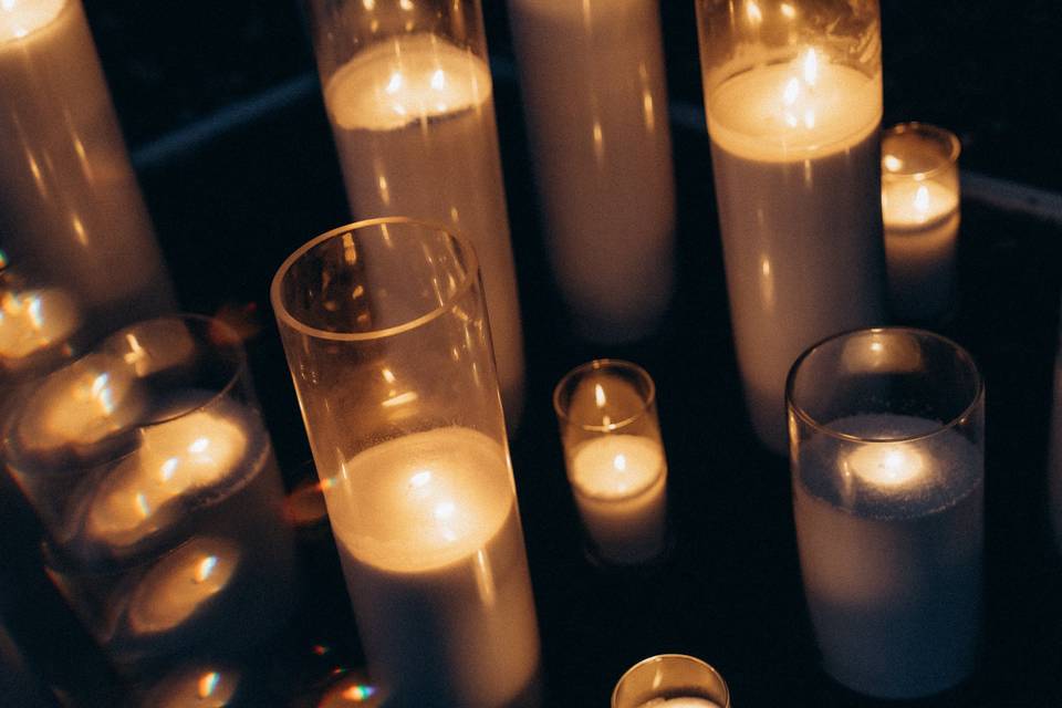 Dash of Arôme Candle Rentals