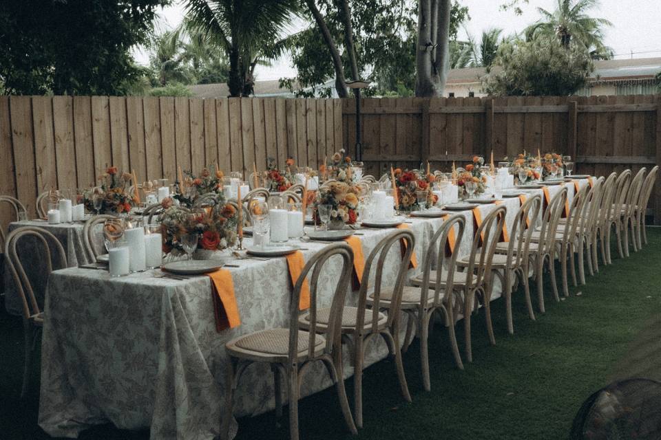 Dash of Arôme Candle Rentals