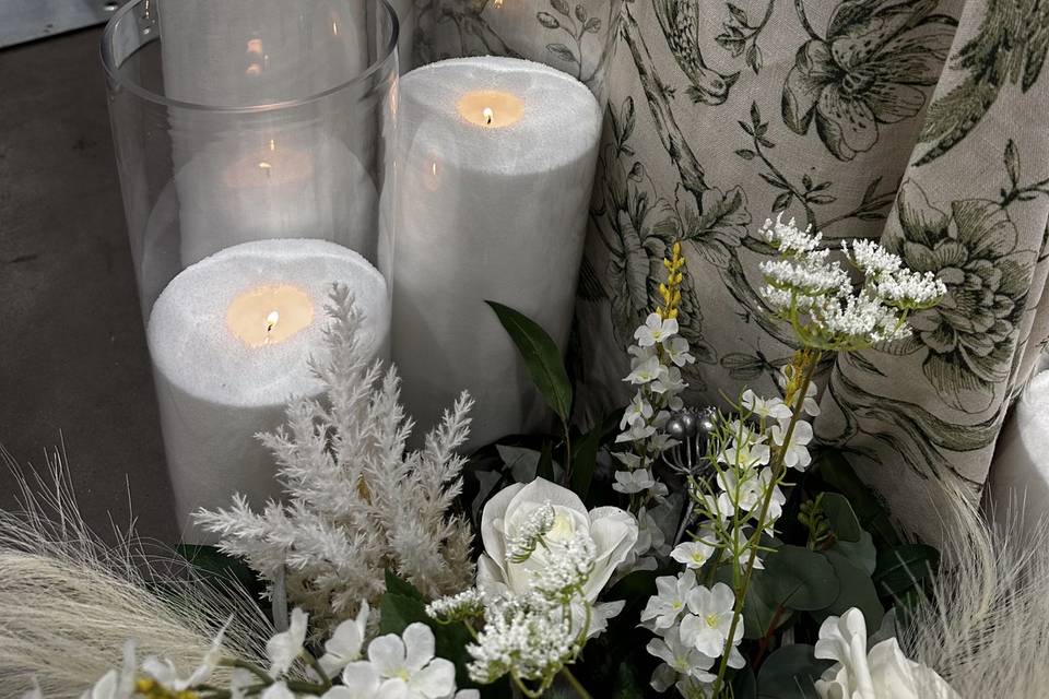 Dash of Arôme Candle Rentals