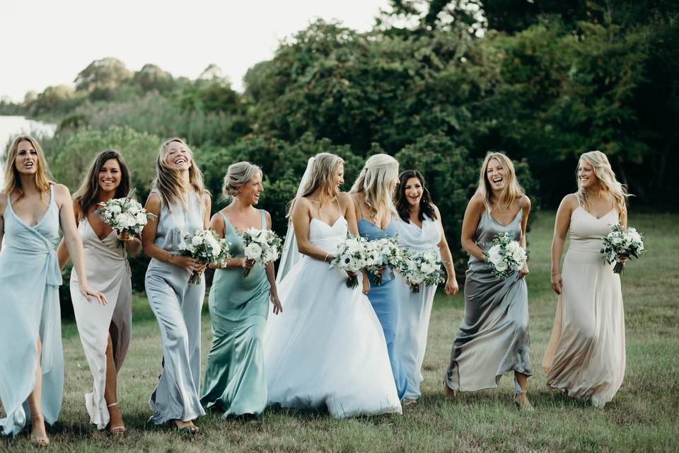 Bride and her bridesmaids