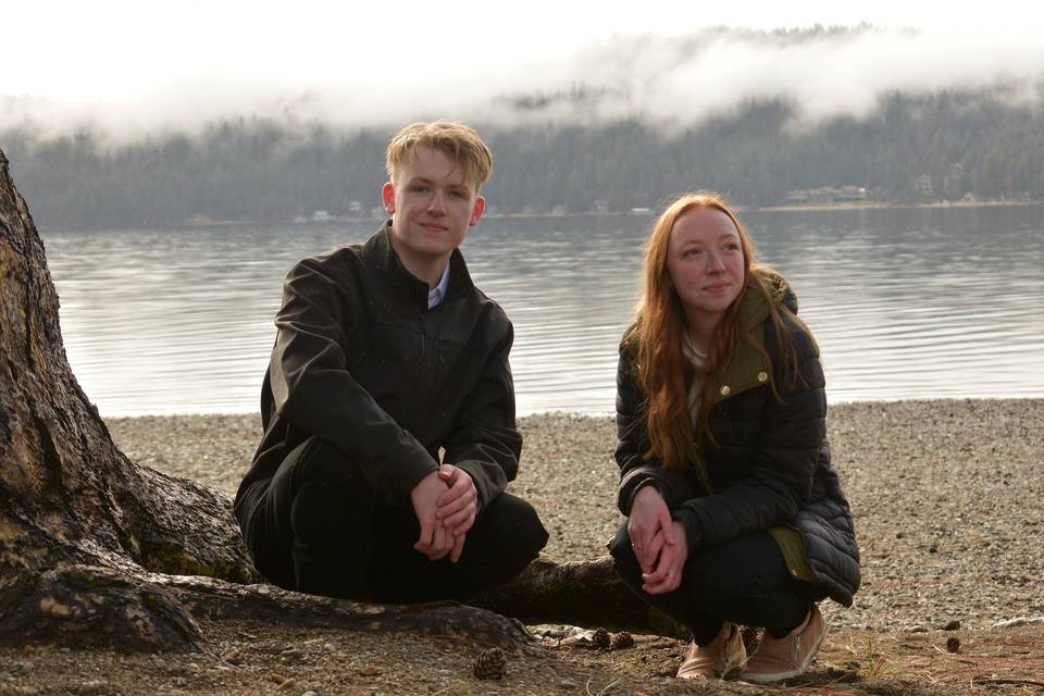 Couple by Lake Coeur d Alene