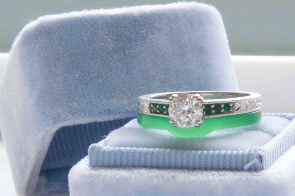 Classic, stunning emerald engagement ring with emeralds
