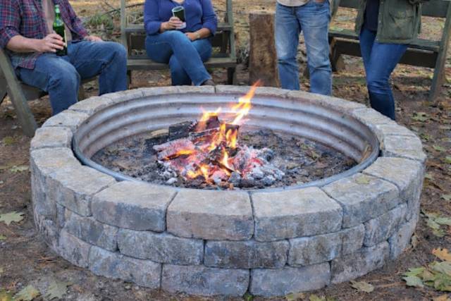 community fire pit1.png