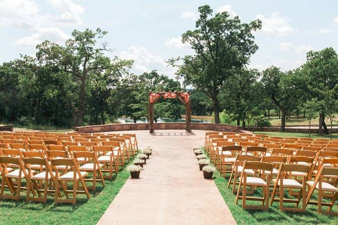 Outdoor wedding space