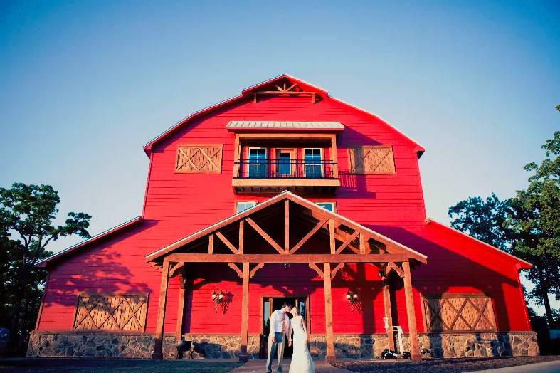 Newlyweds outside the venue