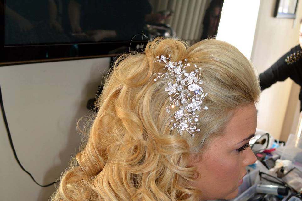 Curls with hair accessories