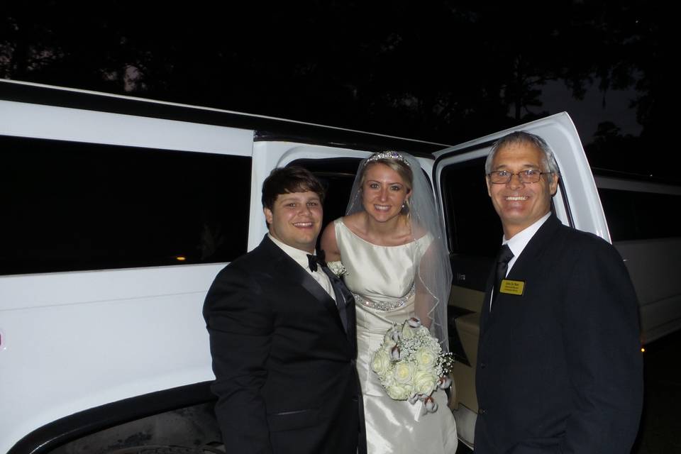 Above & Beyond Limousine Service