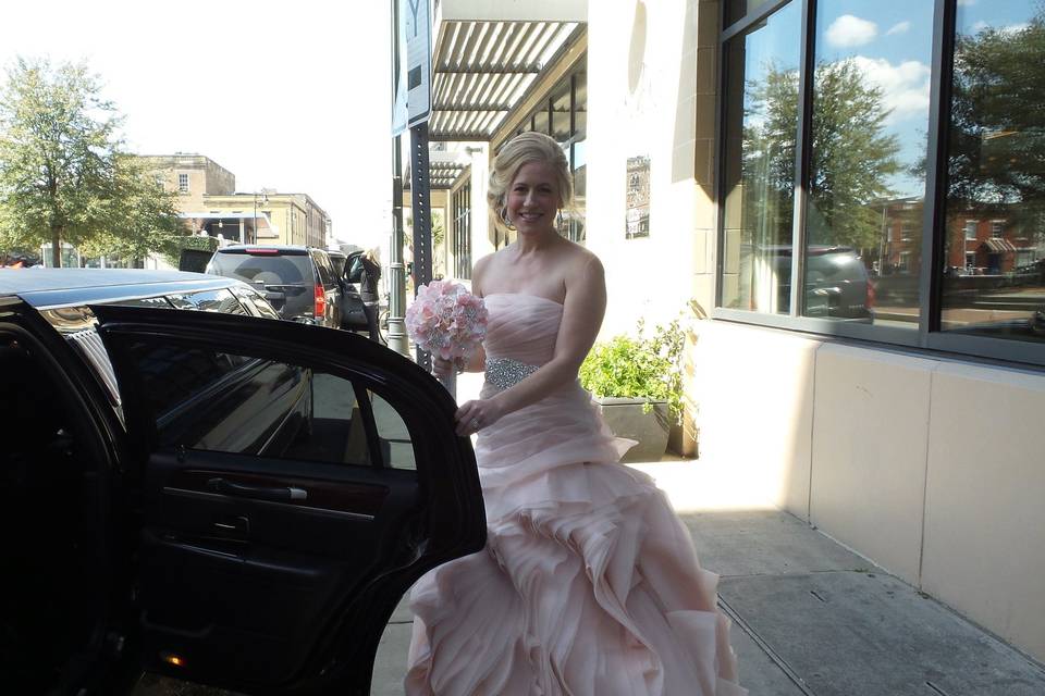 Above & Beyond Limousine Service