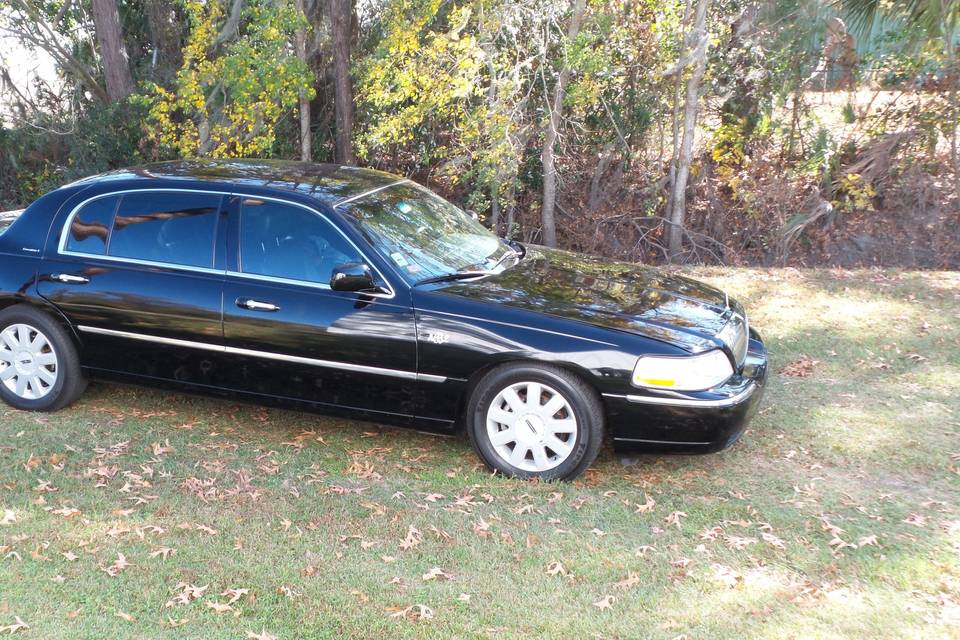 Above & Beyond Limousine Service