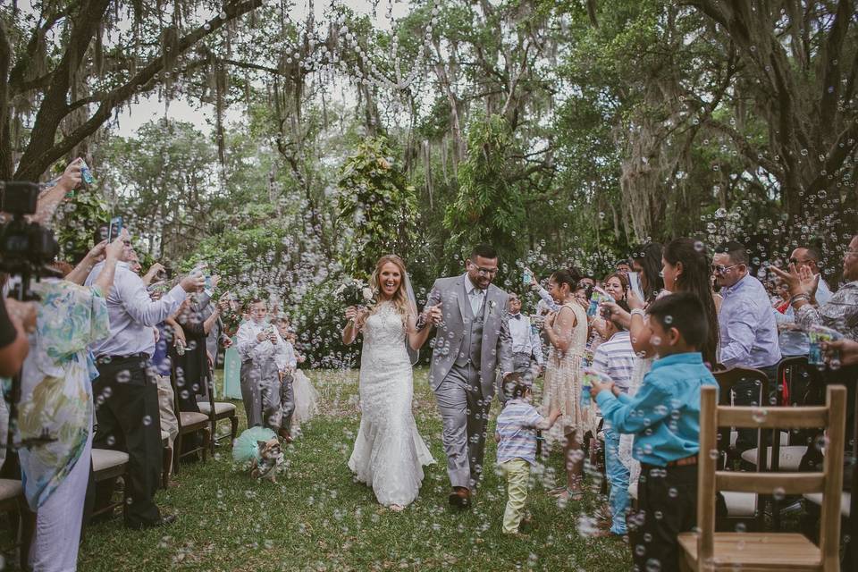 Wedding Ceremony Bubbles