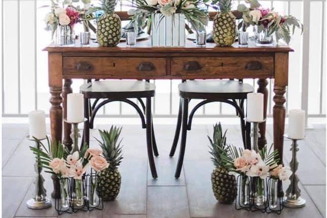 Sweetheart table