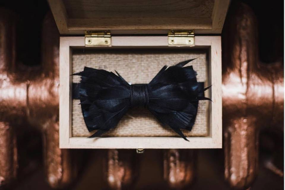 Feather bowtie
