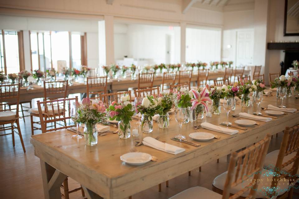 Dainty table setup