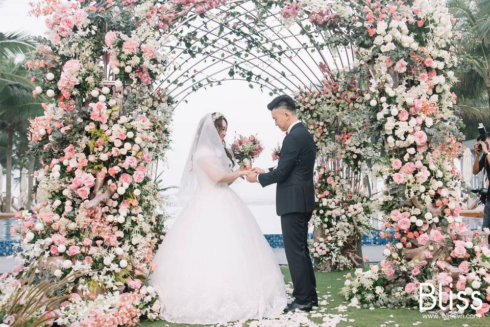 Bliss Weddings Planner Vietnam