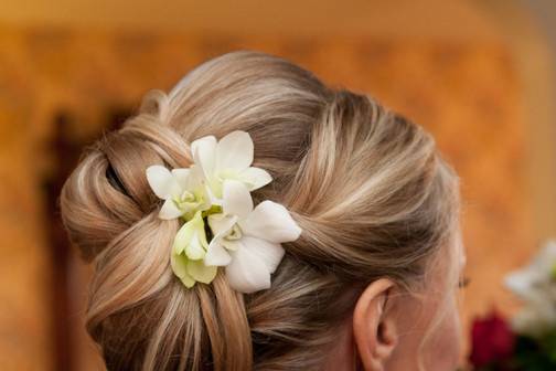 Smooth updo floral accessory