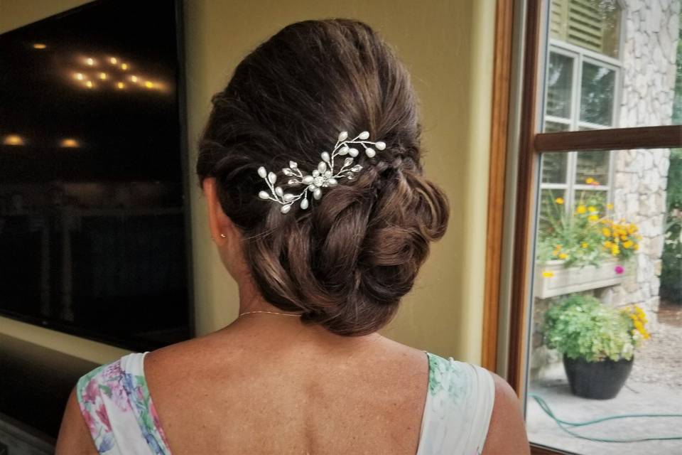 Mom updo