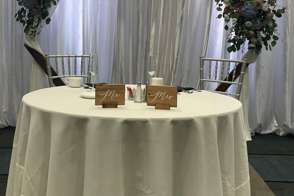 Sweetheart Table