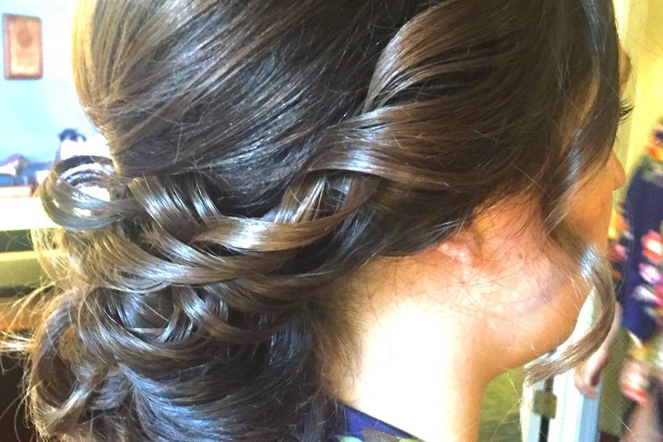Do's & Dye by Julie