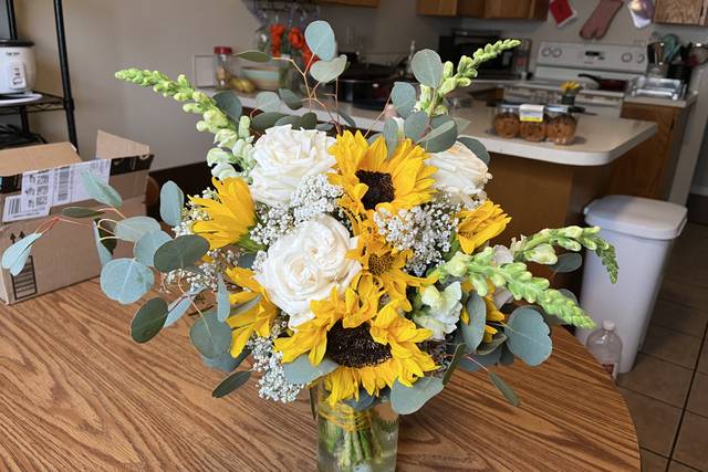 Daem Floral LLC
