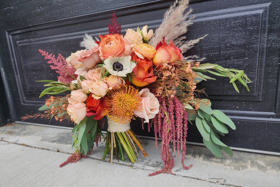 Fall statement bouquet