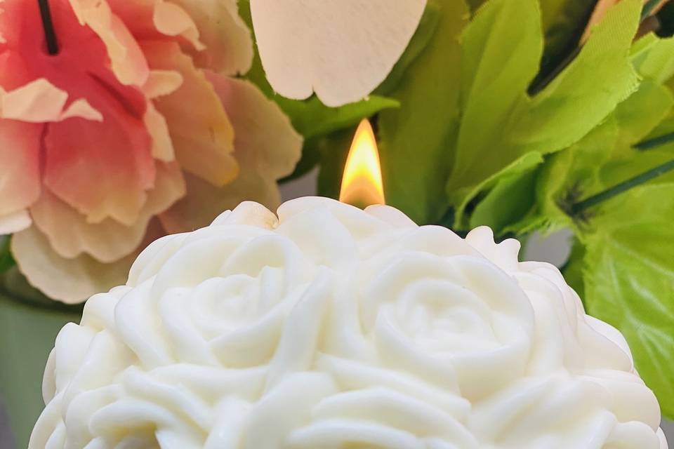 White Rose Ball candle.
