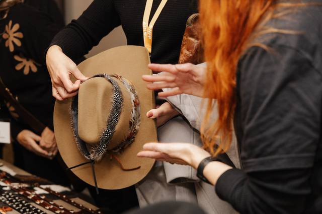 Leona's Custom Hats