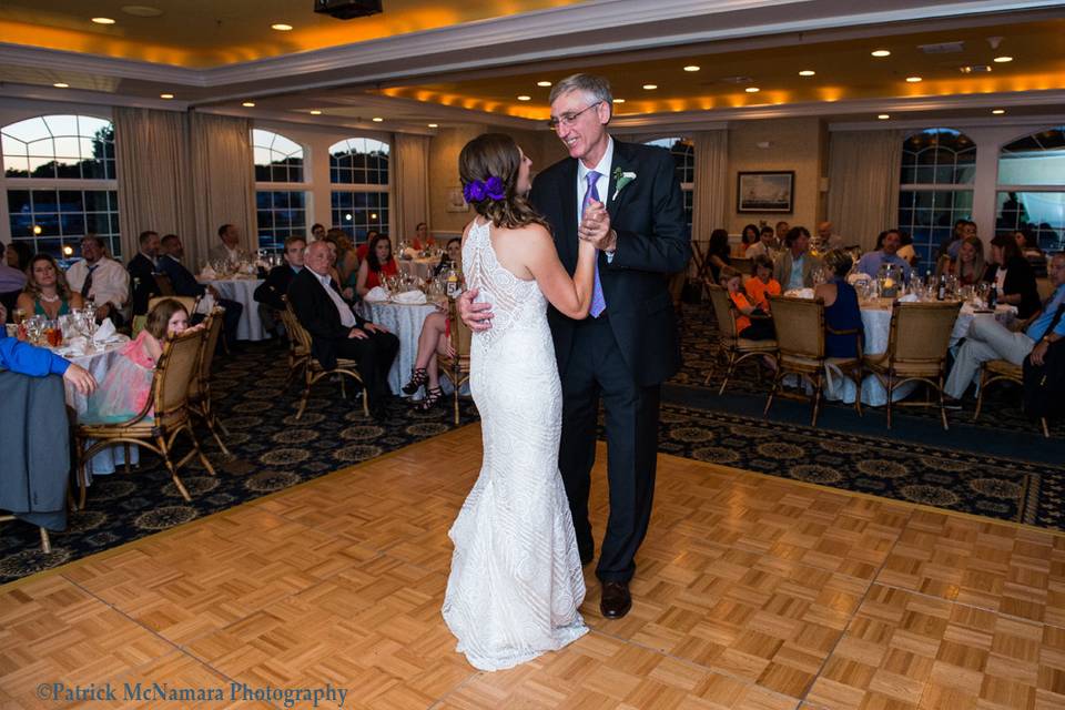 Our Harborview Room can be set up in a number of configurations, based upon your wedding size. Father daughter dance.