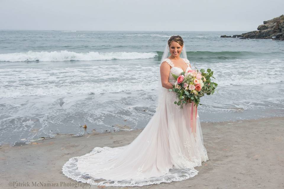 Have you dreamed of a coastal wedding? We have ocean, cliffs, lawn and beach at our unique destination in southern Maine.