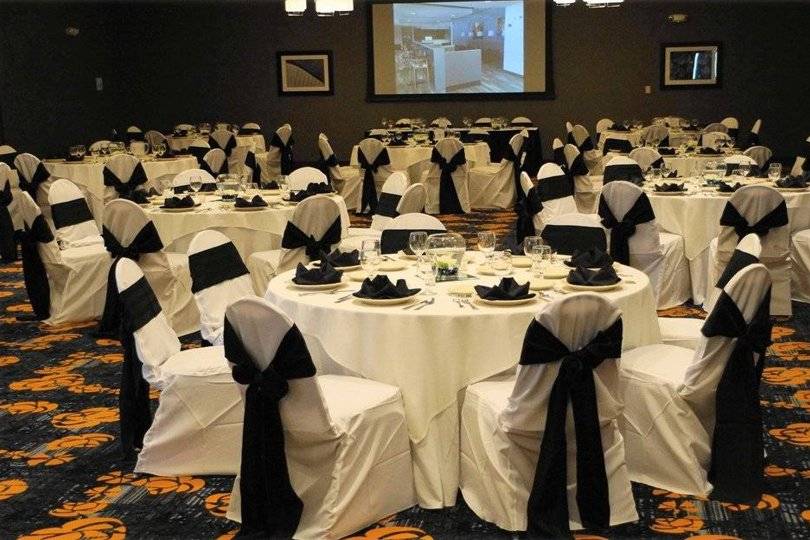 restaurants with party rooms near mentor ohio