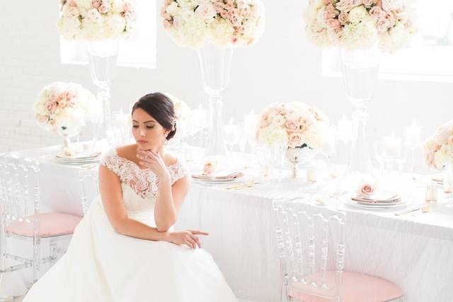 Tall Centerpieces, bridal bouquets, short centerpieces