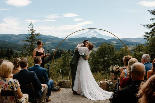 Hood river wedding crag rat