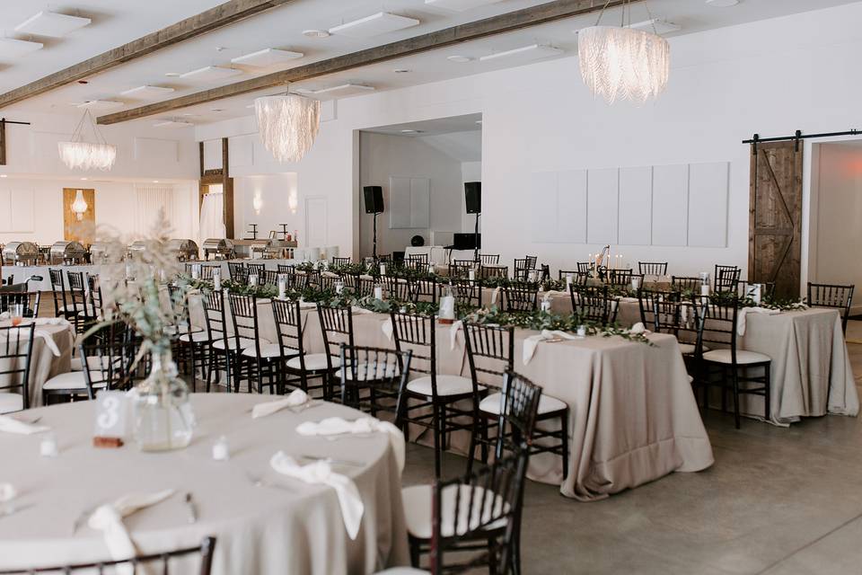 The Oakley - Venue - Holly, MI - WeddingWire