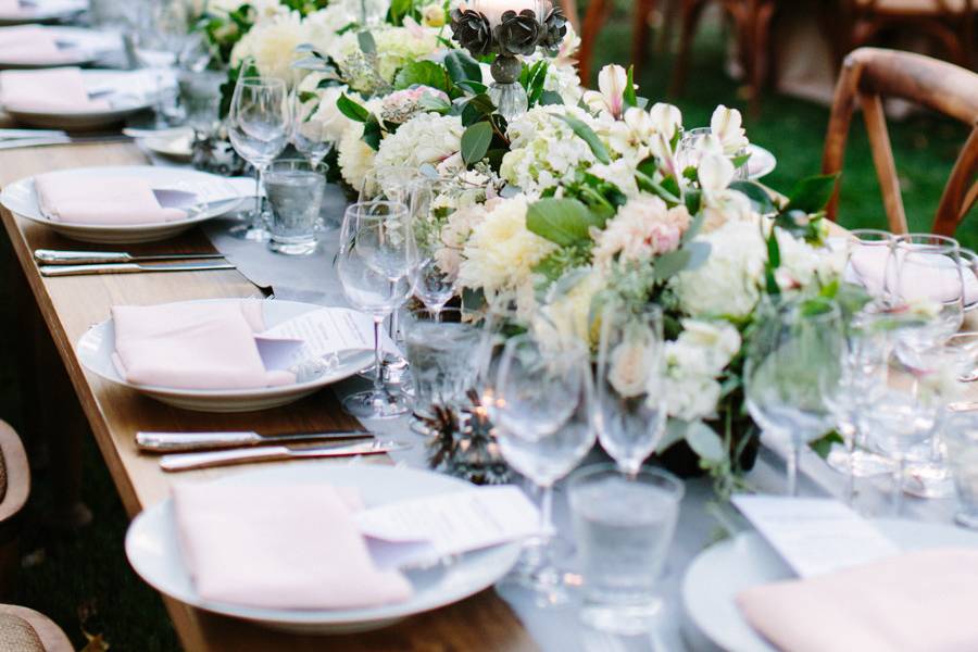 Head table setting