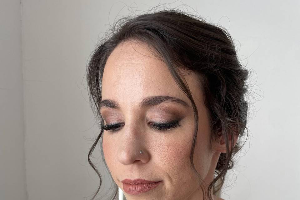 Elegant makeup